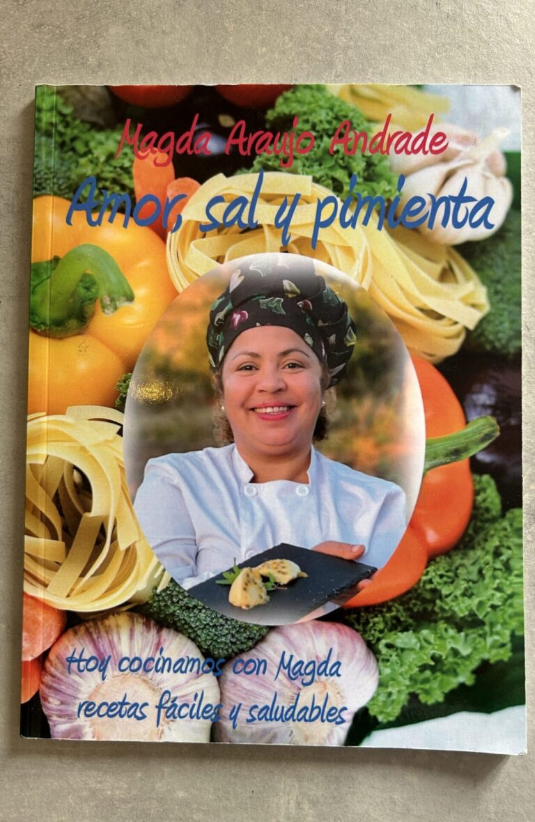 Pimienta Negra Gastrobar Libro de cocina Magda Araujo, con recetas fáciles y saludables